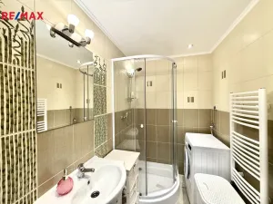 Pronájem bytu 2+1, Karlovy Vary, Petřín, 47 m2