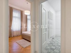 Pronájem bytu 2+kk, Praha - Malá Strana, Všehrdova, 70 m2