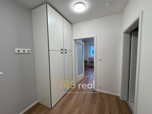 Pronájem bytu 1+kk, Brno, Cejl, 28 m2