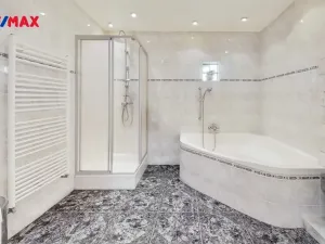 Prodej rodinného domu, Jáchymov, Husova, 155 m2