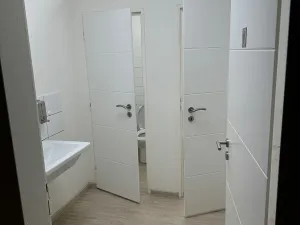 Pronájem skladu, Praha - Ruzyně, Drnovská, 3000 m2