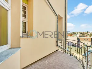 Prodej bytu 3+1, Liberec - Liberec III-Jeřáb, nám. Soukenné, 126 m2