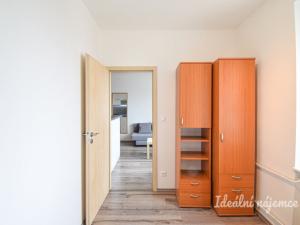 Pronájem bytu 2+kk, Brno, Renneská třída, 39 m2