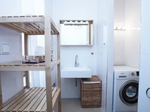 Pronájem bytu 2+kk, Praha - Nové Město, Charvátova, 42 m2