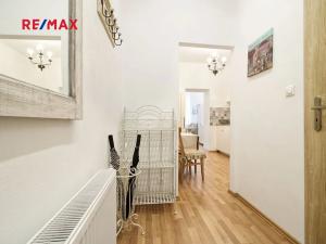 Pronájem bytu 1+1, Praha - Smíchov, Preslova, 36 m2