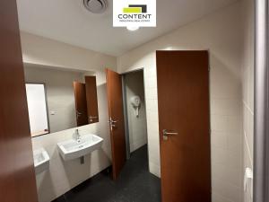 Pronájem kanceláře, Praha - Hostivař, Průmyslová, 351 m2