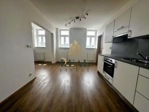 Prodej bytu 3+kk, Karlovy Vary, Na Vyhlídce, 78 m2