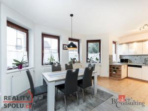 Prodej rodinného domu, Hradec Králové - Roudnička, Horní, 210 m2