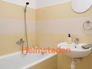 Pronájem bytu 2+1, Karviná - Nové Město, Kořenského, 52 m2
