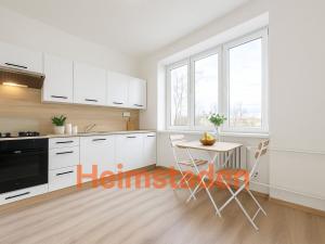 Pronájem bytu 2+1, Karviná - Nové Město, Čapkova, 56 m2