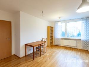 Pronájem bytu 3+kk, Praha - Bohnice, Radomská, 57 m2