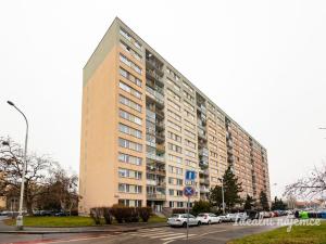 Pronájem bytu 3+kk, Praha - Bohnice, Radomská, 57 m2