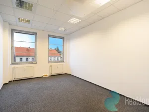 Pronájem kanceláře, České Budějovice, Pražská tř., 120 m2
