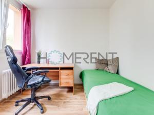 Pronájem bytu 4+kk, Praha - Uhříněves, V bytovkách, 82 m2