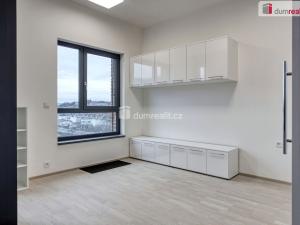 Pronájem bytu 1+kk, Praha - Smíchov, U Lihovaru, 29 m2