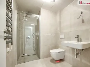 Pronájem bytu 1+kk, Praha - Smíchov, U Lihovaru, 29 m2