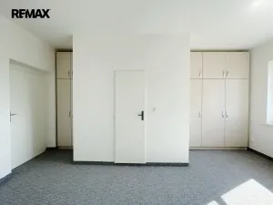 Pronájem kanceláře, Lety, 100 m2