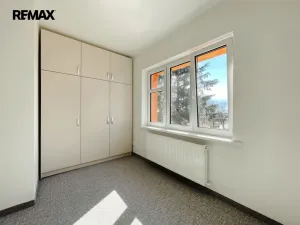 Pronájem kanceláře, Lety, 100 m2