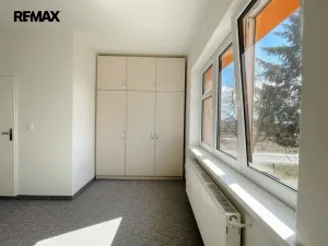 Pronájem kanceláře, Lety, 100 m2