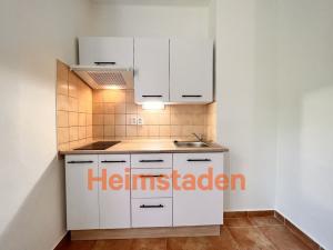 Pronájem bytu 1+kk, Karviná - Nové Město, Ruská, 22 m2