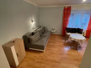 Pronájem bytu 1+kk, Třebotov, Karlštejnská, 31 m2