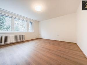 Pronájem rodinného domu, Praha - Suchdol, Ke kladivům, 247 m2