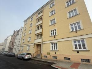 Prodej bytu 2+kk, Teplice - Trnovany, Československých legií, 52 m2