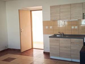 Pronájem bytu 1+kk, Peruc - Černochov, 30 m2