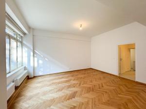 Pronájem bytu 1+kk, Praha - Vinohrady, Londýnská, 11000 m2