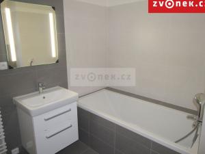 Pronájem bytu 2+kk, Zlín - Malenovice, třída Svobody, 64 m2