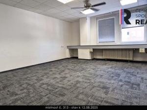 Pronájem kanceláře, Zlín, Kvítková, 18 m2