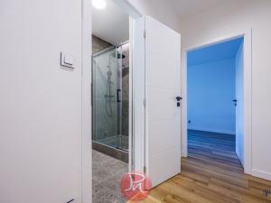 Prodej bytu 3+1, Ostrava, Abramovova, 63 m2