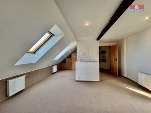 Prodej bytu 5+1, Opava - Předměstí, Komenského, 180 m2