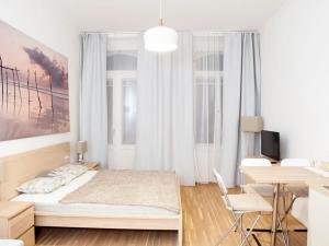 Prodej bytu 1+kk, Praha - Smíchov, Zborovská, 34 m2