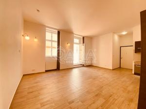Prodej atypického bytu, Praha - Smíchov, Pavla Švandy ze Semčic, 126 m2