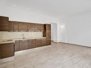Prodej atypického bytu, Praha - Smíchov, Pavla Švandy ze Semčic, 126 m2