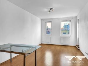 Pronájem bytu 2+kk, Praha - Prosek, Kytlická, 62 m2