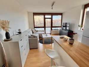 Pronájem bytu 2+kk, Praha - Štěrboholy, Laudonova, 60 m2