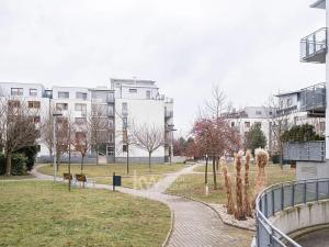 Pronájem bytu 3+kk, Praha - Malešice, Univerzitní, 71 m2