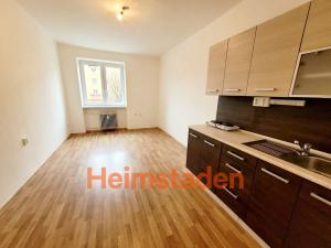 Pronájem bytu 1+kk, Havířov - Město, Hlavní třída, 21 m2