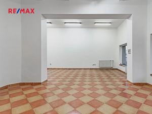 Pronájem obchodního prostoru, Praha - Břevnov, Bělohorská, 130 m2