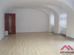 Pronájem kanceláře, Praha - Smíchov, Holečkova, 70 m2