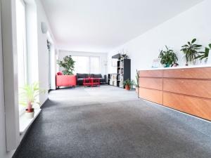 Pronájem bytu 1+kk, Praha - Smíchov, Křížová, 35 m2