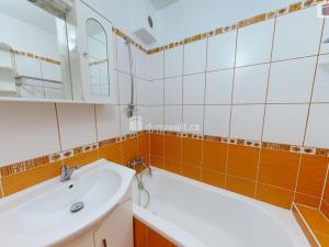 Prodej bytu 2+1, Rýmařov, Hornoměstská, 51 m2