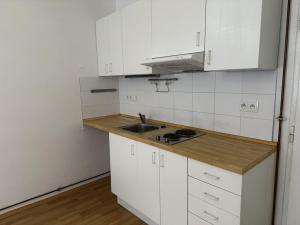 Pronájem bytu 1+kk, Praha - Strašnice, V předpolí, 29 m2