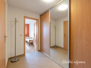 Pronájem bytu 1+kk, Praha - Stodůlky, Petržílkova, 51 m2