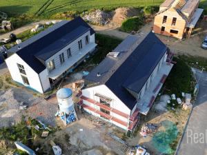 Prodej bytu 4+kk, Vráto, 99 m2