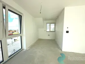 Prodej bytu 4+kk, Vráto, Na Pěšině, 96 m2