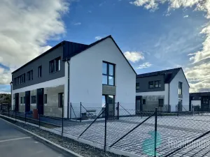 Prodej bytu 4+kk, Vráto, Na Pěšině, 98 m2