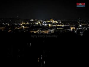 Prodej atypického bytu, Praha - Žižkov, Příběnická, 266 m2
